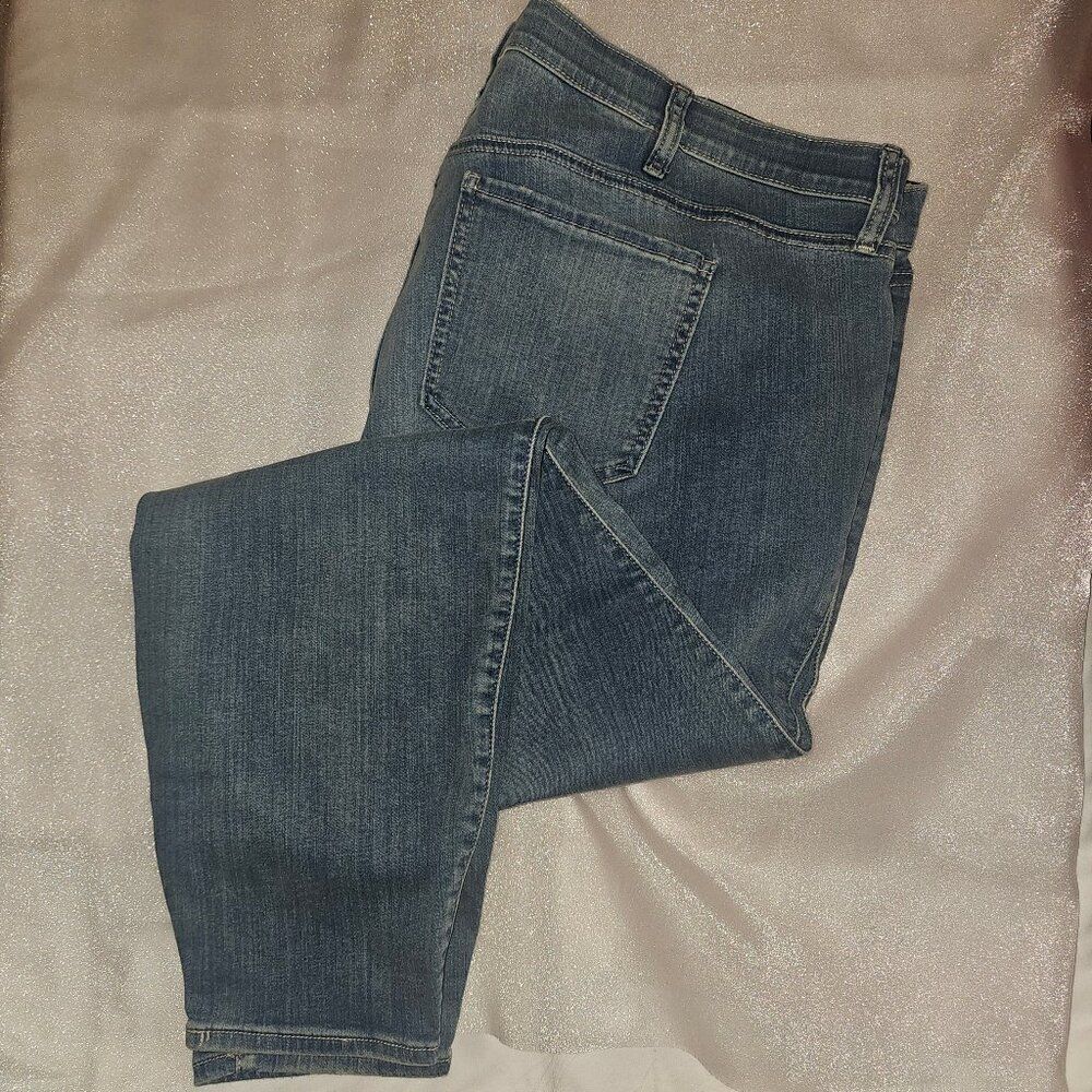 Torrid Sky High Skinny Jeans Size 26R NWT Light Wash Stretch Denim